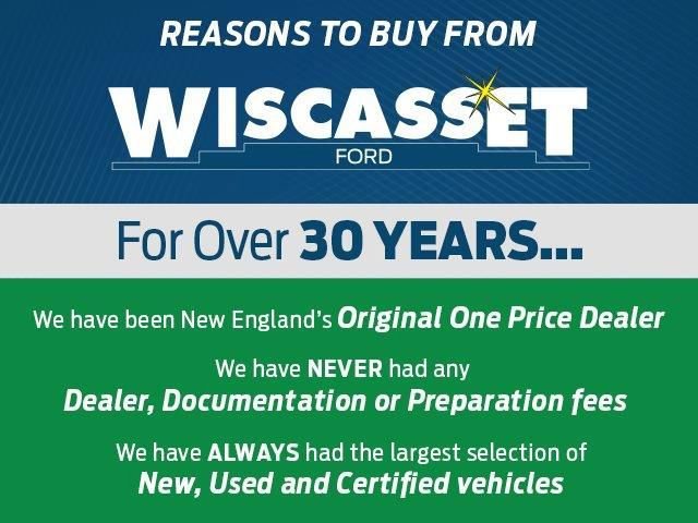 Certified 2022 Ford Explorer XLT w/ Equipment Group 202A image 17