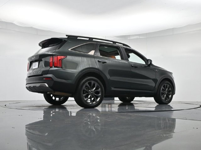 Used 2022 Kia Sorento SX Prestige w/ Rust Color Package AWD/4WD image 35