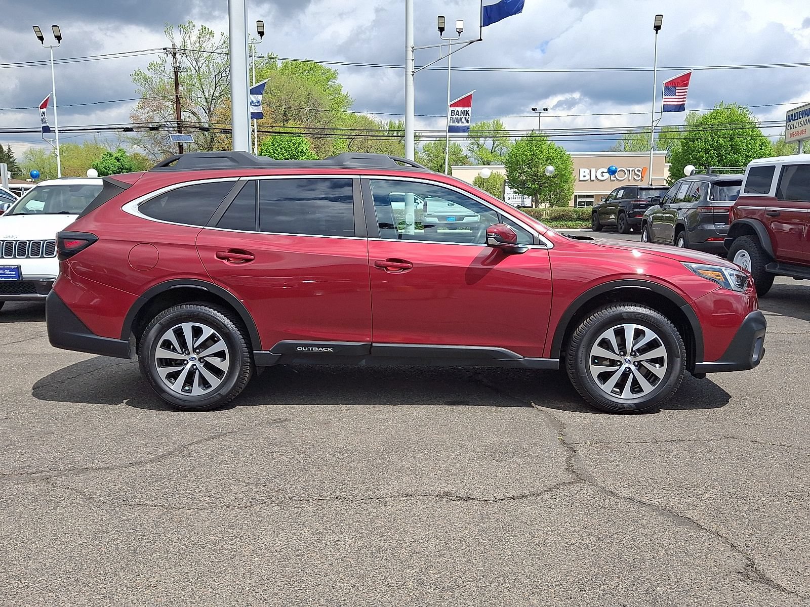 Used 2021 Subaru Outback Premium AWD/4WD image 8