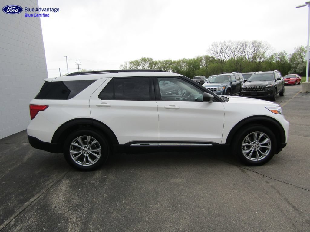 Certified 2024 Ford Explorer XLT w/ Equipment Group 202A AWD/4WD image 11