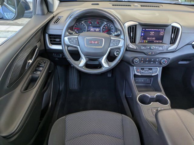 Used 2024 GMC Terrain SLE image 13