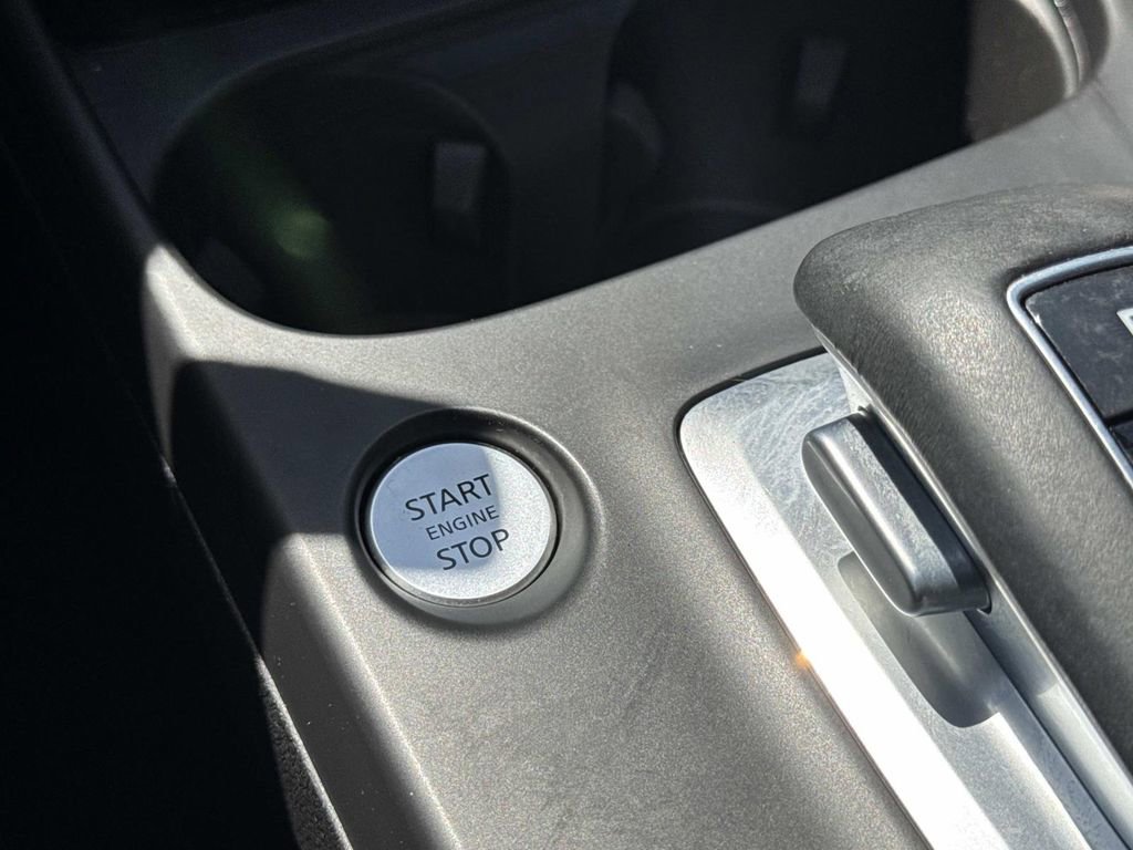 Used 2023 INFINITI QX50 Luxe image 29