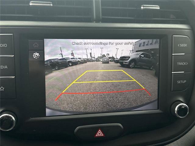 Used 2024 Kia Soul LX w/ Option Group 015 FWD image 13