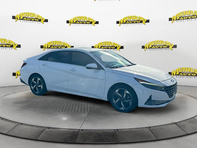 Used 2023 Hyundai Elantra Limited w/ Preferred Accessory Package FWD image 7