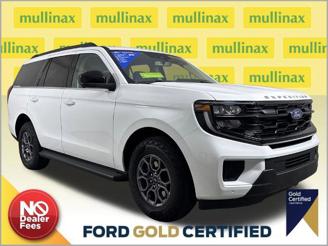 Certified 2025 Ford Expedition Active RWD image 1