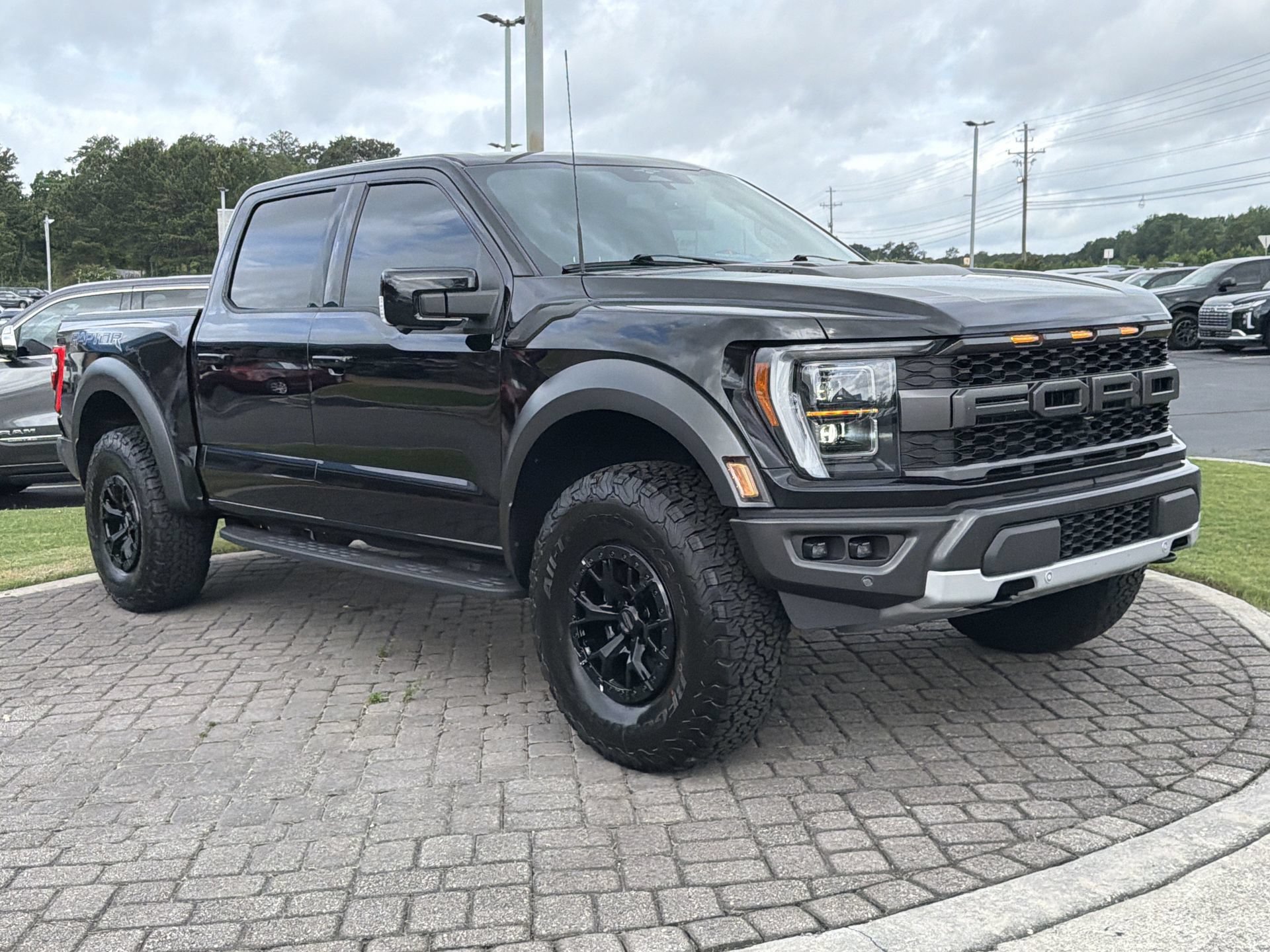 Certified 2023 Ford F150 Raptor w/ Raptor 37 Performance Package AWD/4WD image 38