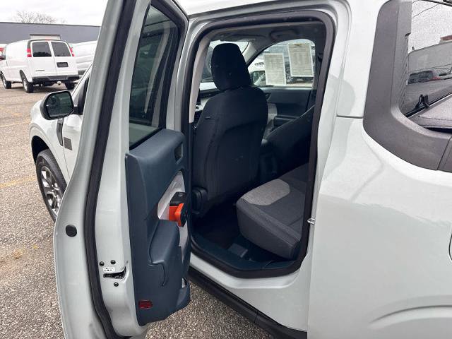 Certified 2022 Ford Maverick XLT image 9