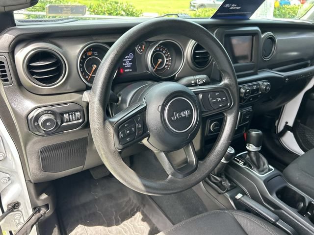 Used 2022 Jeep Wrangler Sport AWD/4WD image 13