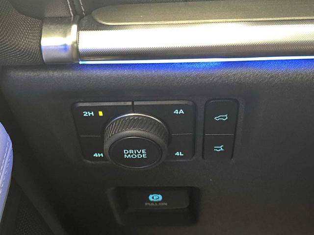 Certified 2025 Ford Expedition Platinum w/ Driver's Package AWD/4WD image 16