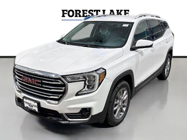 Used 2024 GMC Terrain SLT image 3