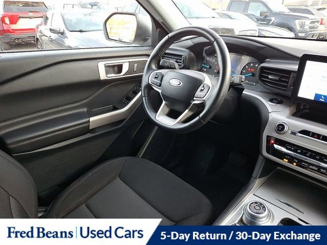 Certified 2023 Ford Explorer XLT w/ Class IV Trailer Tow Package image 16