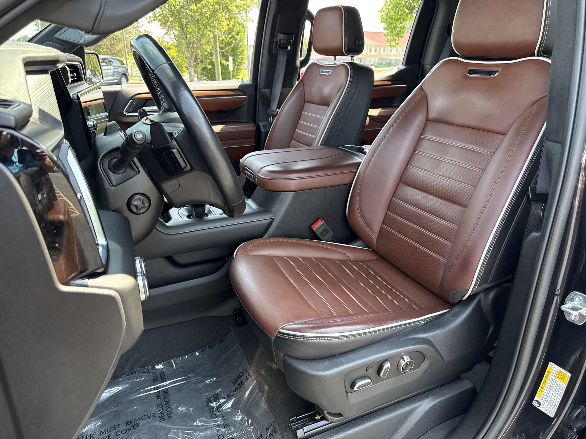 Used 2023 GMC Sierra 1500 Denali Ultimate AWD/4WD image 16