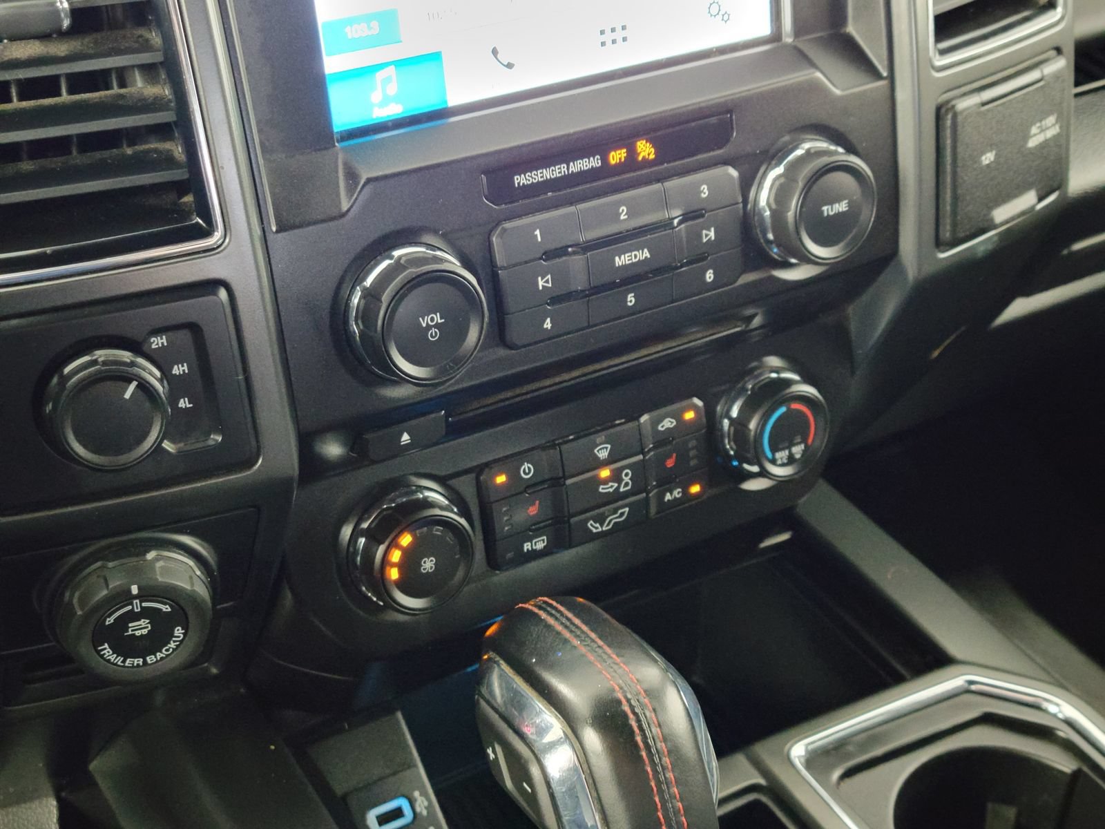 Certified 2018 Ford F150 XLT w/ Equipment Group 302A Luxury AWD/4WD image 20