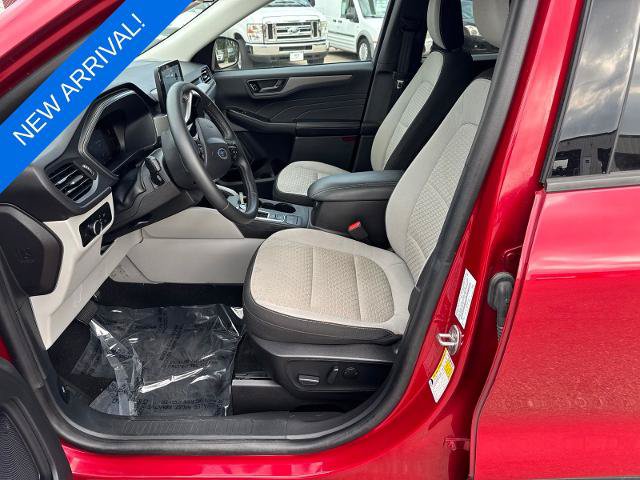Certified 2023 Ford Escape Active AWD/4WD image 9