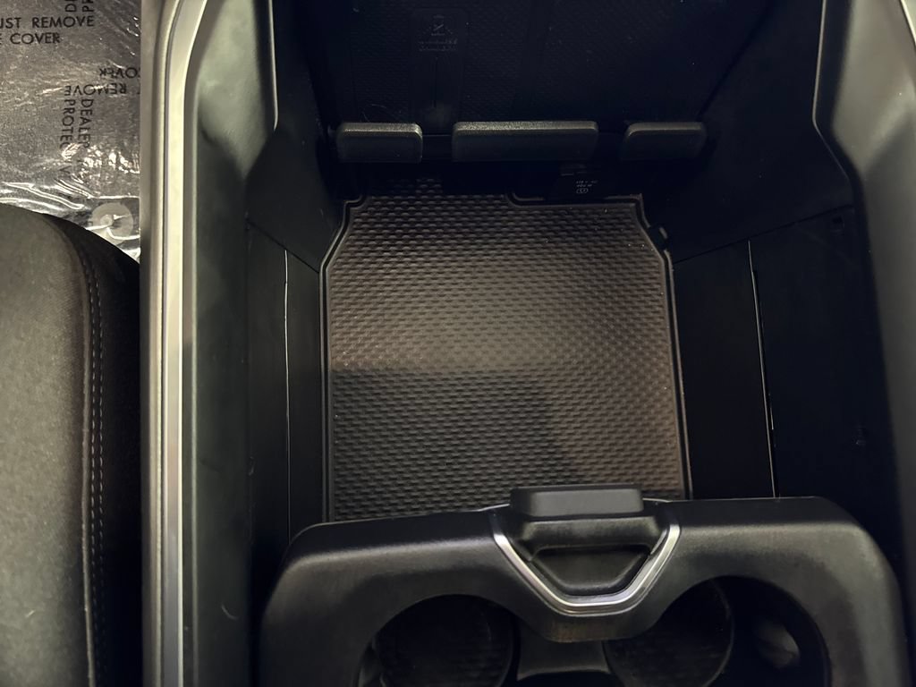 Used 2025 RAM 1500 Big Horn AWD/4WD image 33
