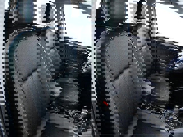 Used 2022 Volkswagen Tiguan SE image 12