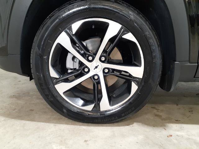 Used 2024 Chevrolet Trax RS FWD image 8