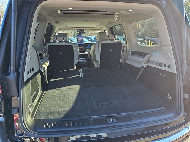 Used 2023 Jeep Wagoneer Series III w/ Premium Group I image 12