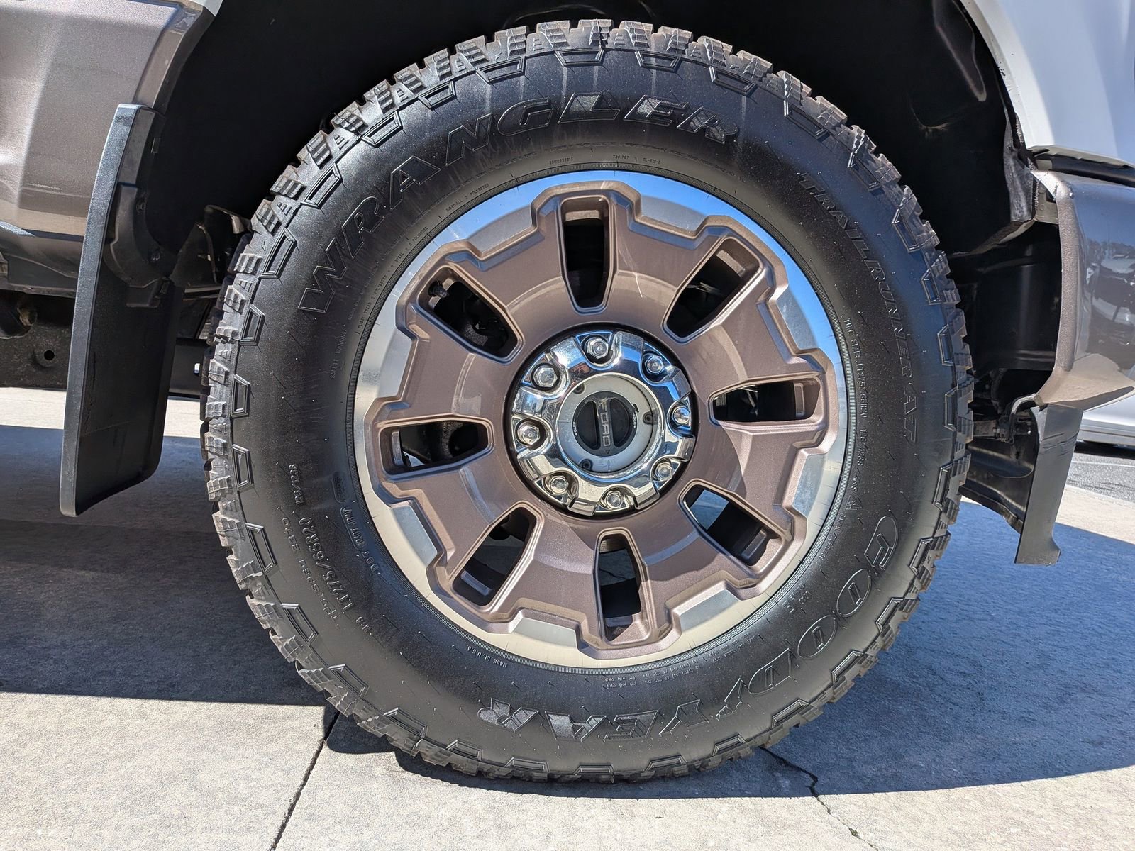 Certified 2023 Ford F350 King Ranch w/ FX4 Off-Road Package image 10