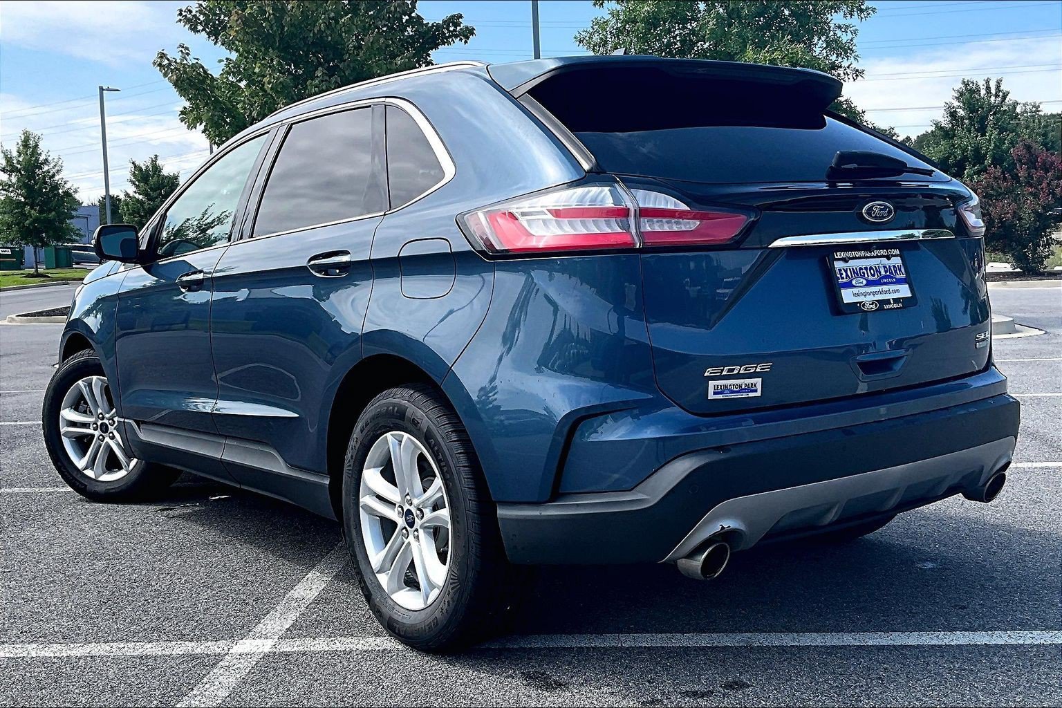 Certified 2019 Ford Edge SEL w/ Equipment Group 201A AWD/4WD image 6