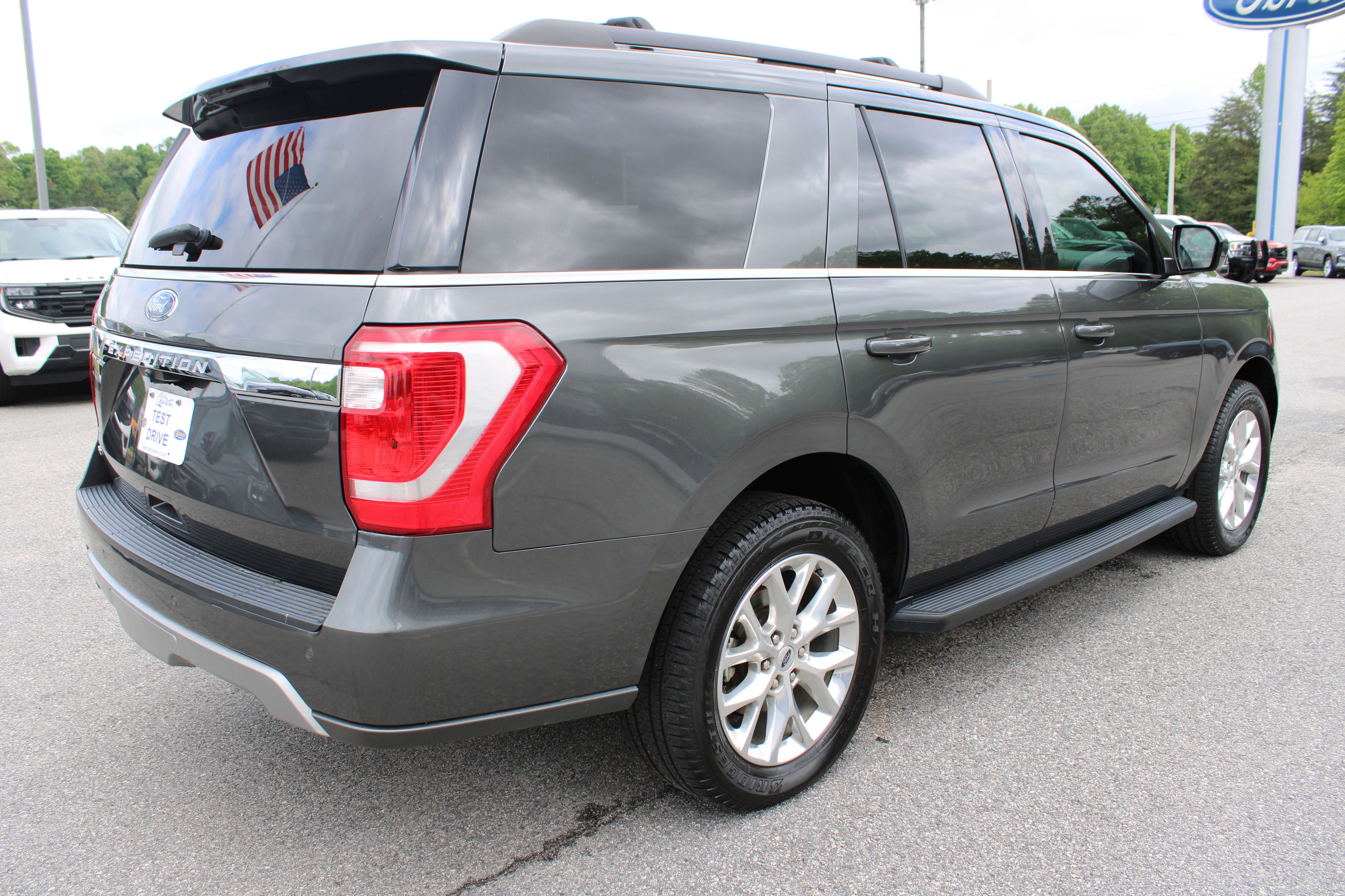 Certified 2021 Ford Expedition XLT w/ Cargo Package RWD image 6