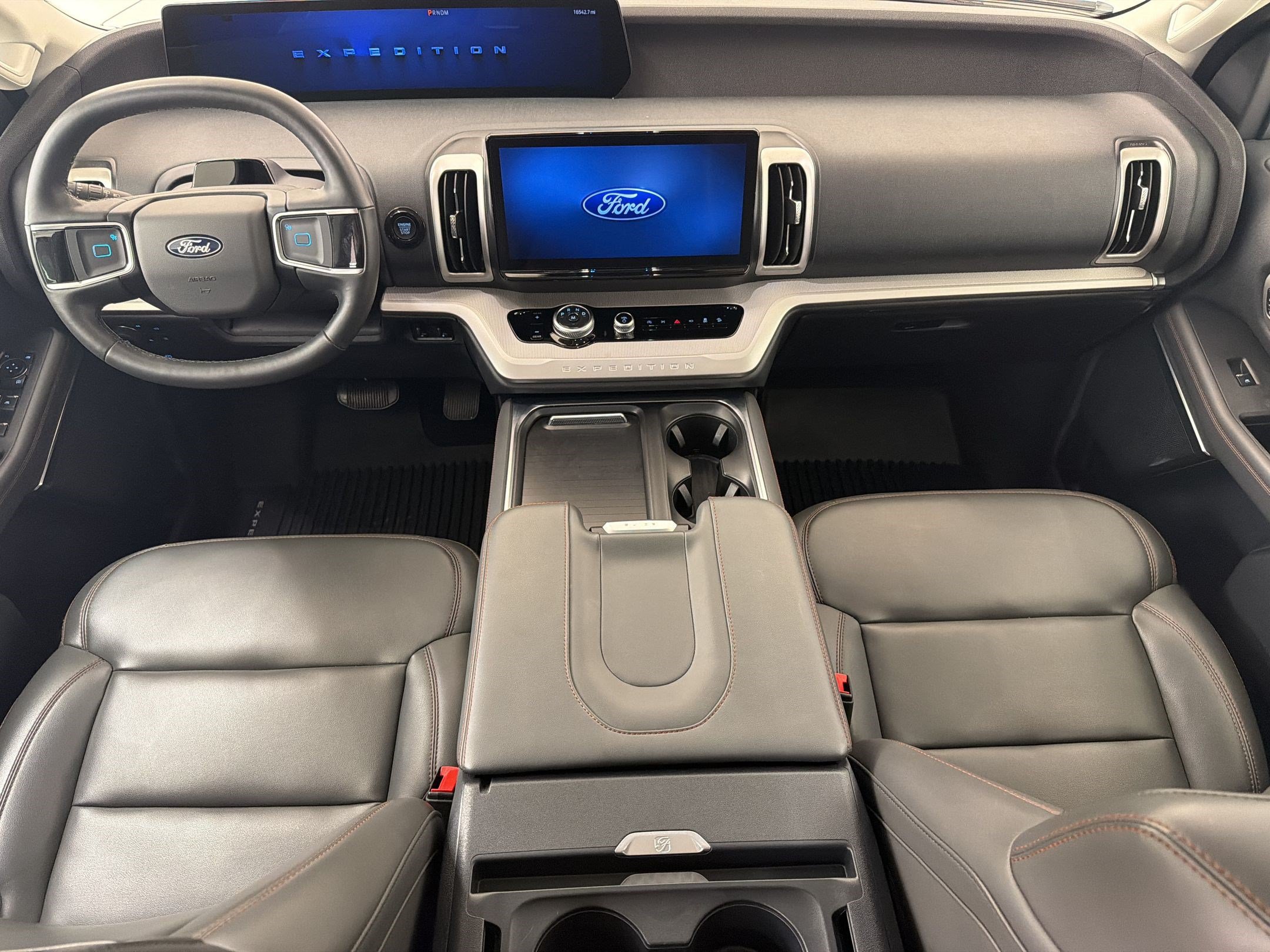 Certified 2025 Ford Expedition Active AWD/4WD image 15