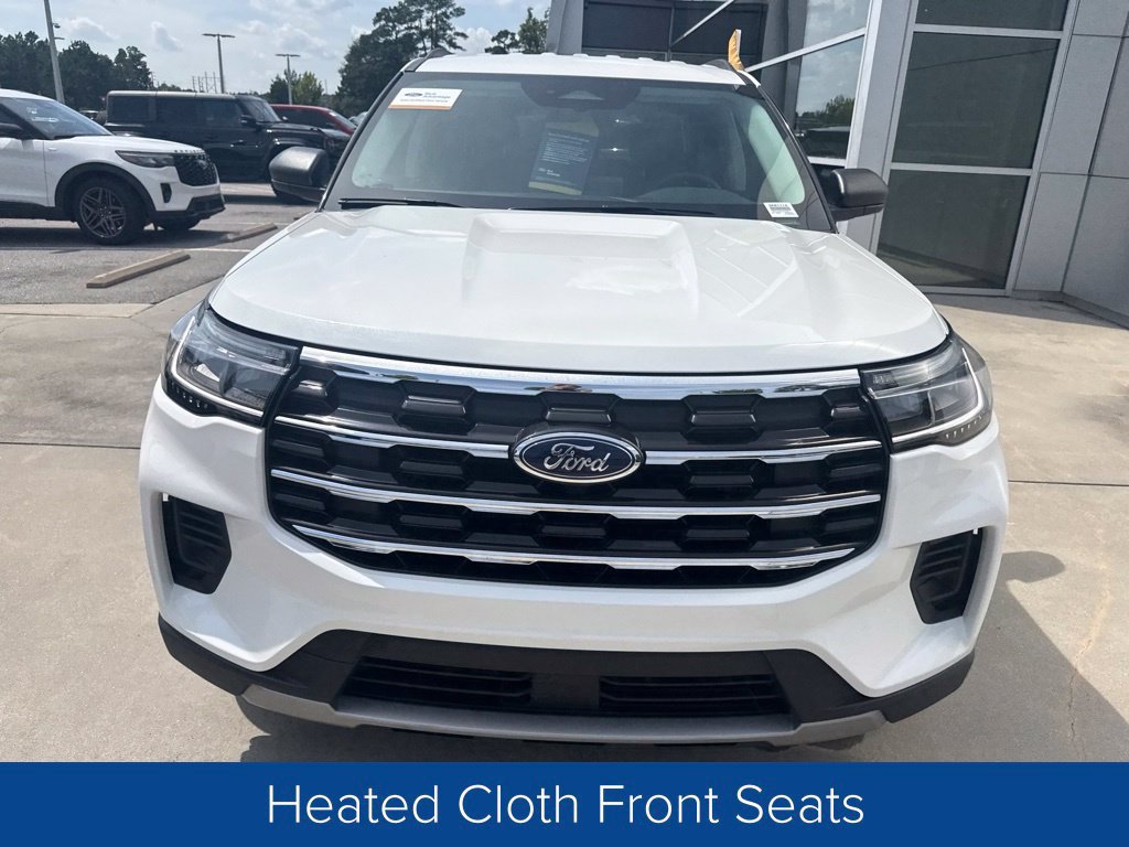 Certified 2026 Ford Explorer Active RWD image 2