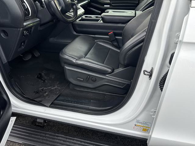 Certified 2025 Ford Expedition Platinum AWD/4WD image 8