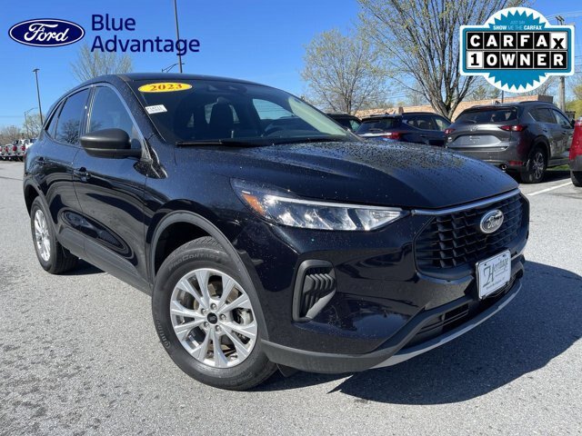 Certified 2023 Ford Escape Active AWD/4WD image 1