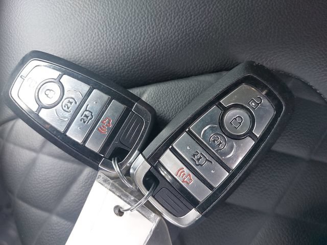 Certified 2023 Ford Edge Titanium AWD/4WD image 35