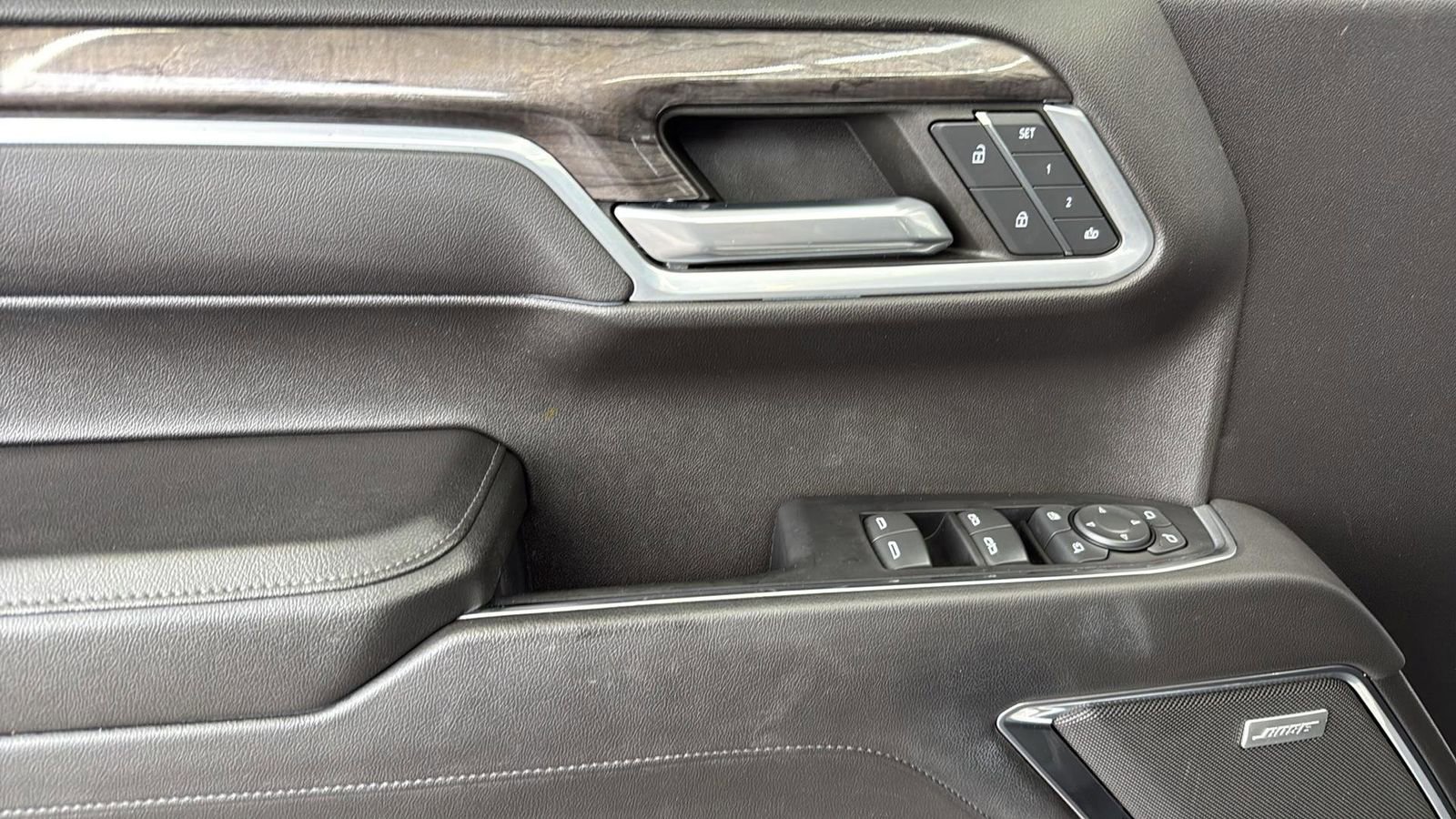 Used 2023 Chevrolet Silverado 1500 LTZ image 12