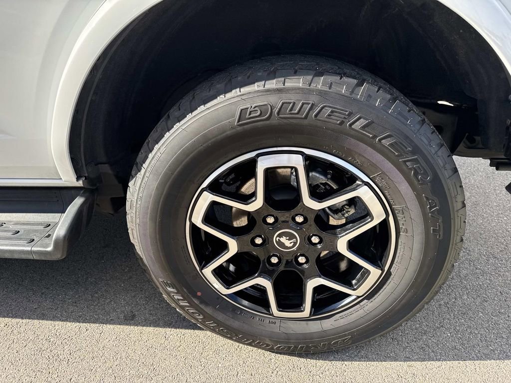 Certified 2025 Ford Bronco Outer Banks image 9