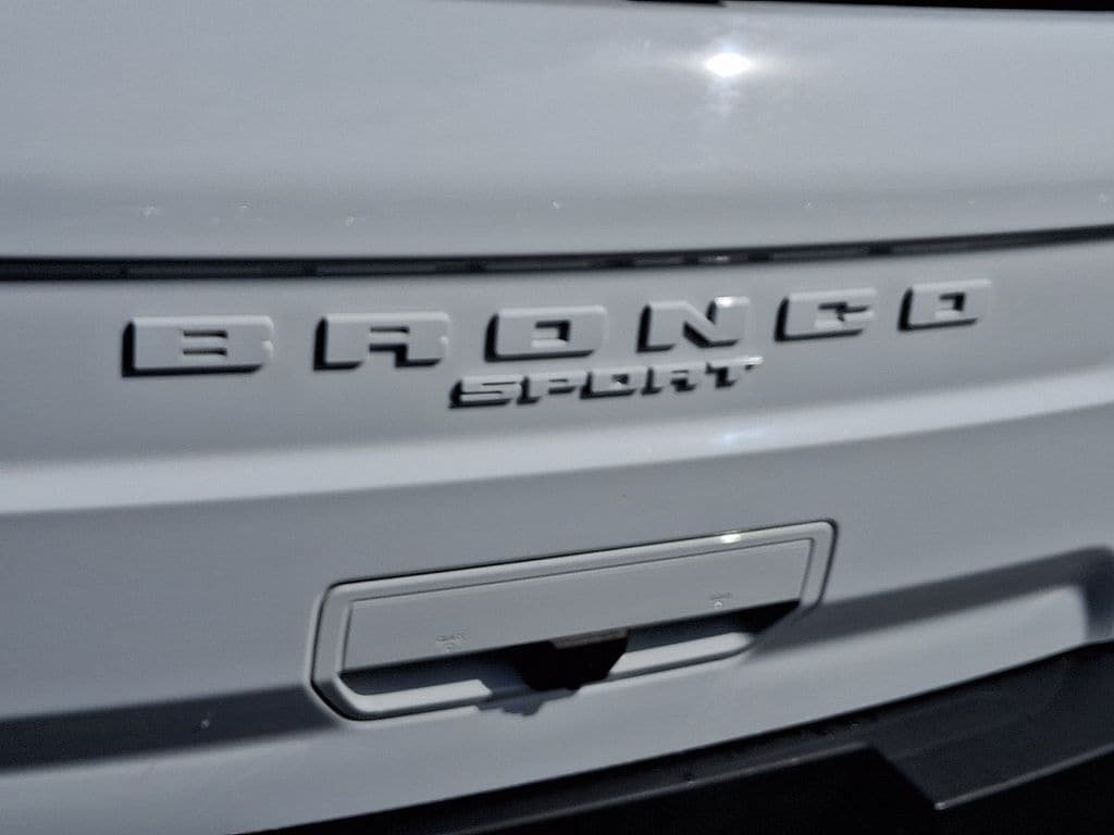 Certified 2022 Ford Bronco Sport Badlands w/ Premium Package AWD/4WD image 30