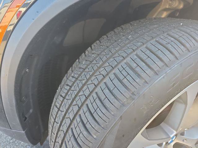 Used 2023 BMW X5 xDrive40i w/ Premium Package AWD/4WD image 38