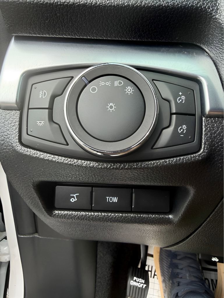 Certified 2019 Ford Explorer Limited w/ Class III Trailer Tow Package AWD/4WD image 24