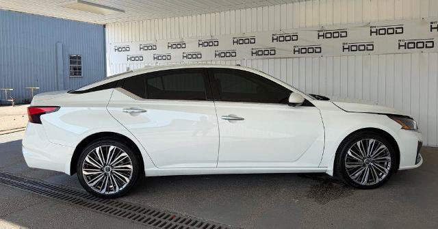 Used 2023 Nissan Altima 2.5 SL AWD/4WD image 28