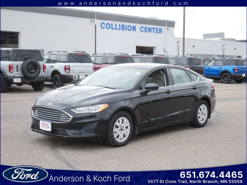 Certified 2019 Ford Fusion S FWD image 1