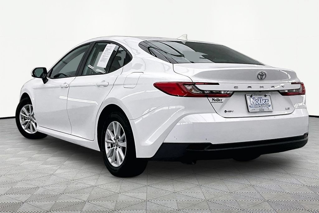 Used 2025 Toyota Camry LE FWD image 13