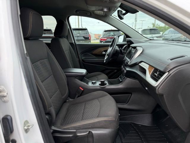 Used 2018 GMC Terrain SLE w/ Infotainment Package I AWD/4WD image 17