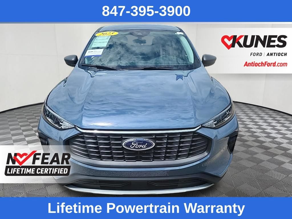Certified 2025 Ford Escape Active AWD/4WD image 2
