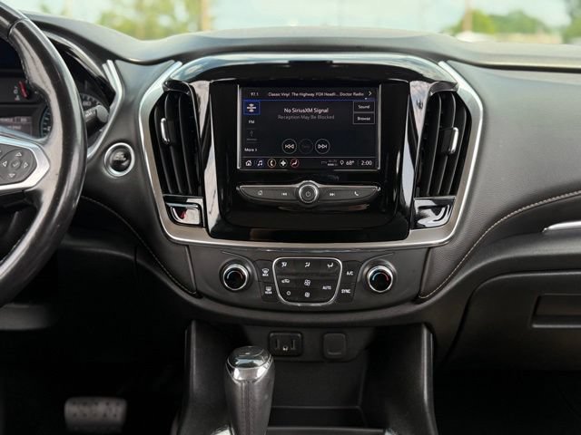 Used 2020 Chevrolet Traverse LT FWD image 21
