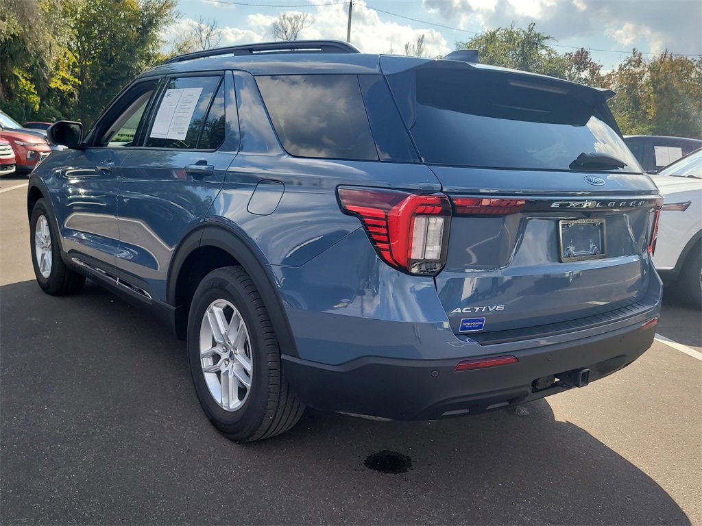 Certified 2025 Ford Explorer Active image 2