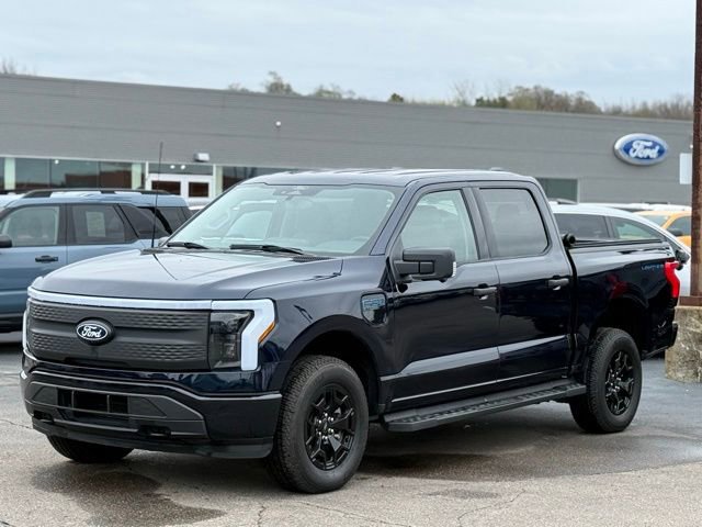 Certified 2025 Ford F150 Lightning XLT AWD/4WD image 35