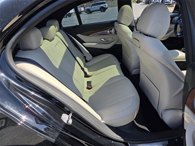 Used 2018 Mercedes-Benz E 400 E 400 w/ Premium 1 Package image 14