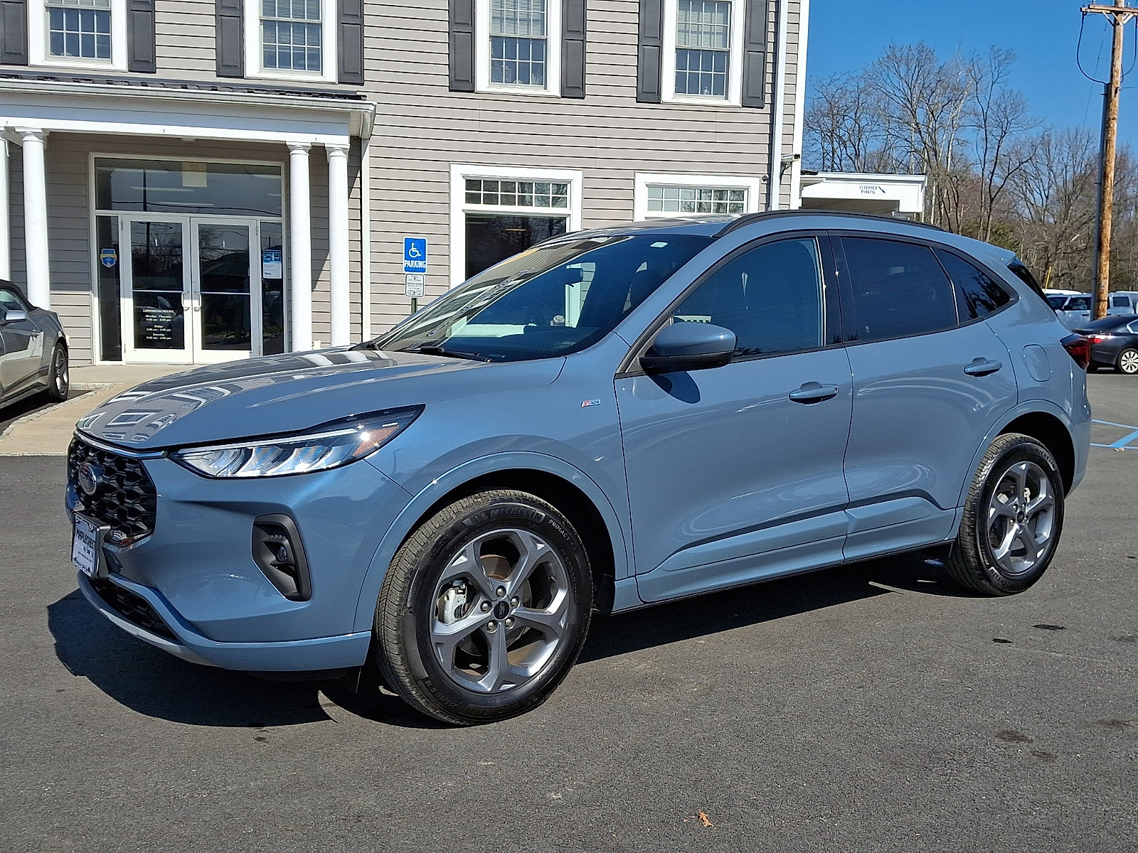 Certified 2023 Ford Escape ST-Line Select w/ Tech Pack #1 AWD/4WD image 1