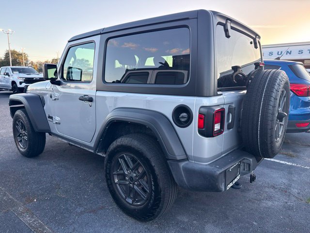 Used 2024 Jeep Wrangler Sport AWD/4WD image 4