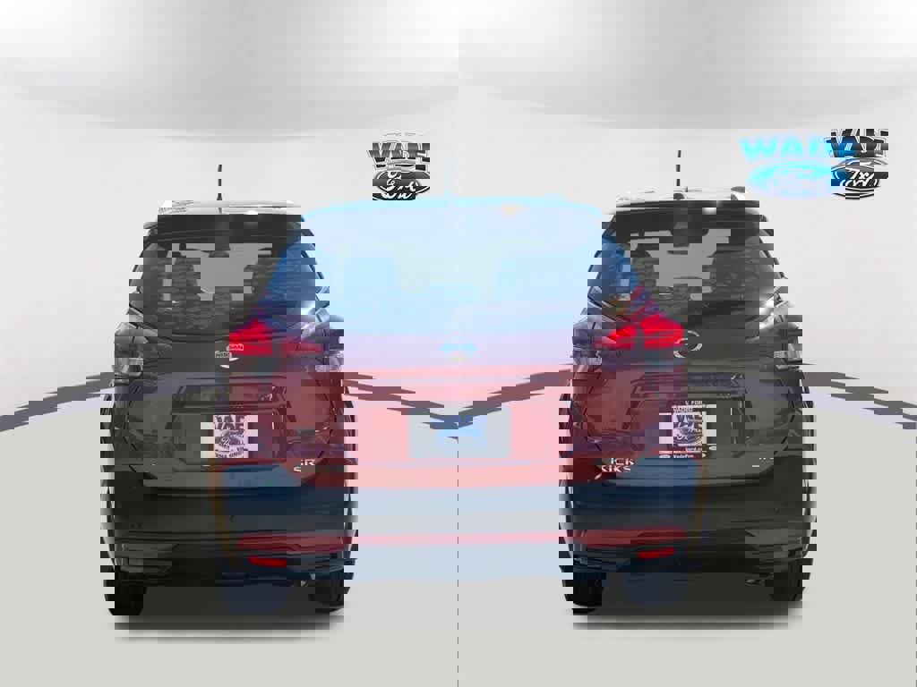 Used 2019 Nissan Kicks SR w/ SR Premium Package image 6