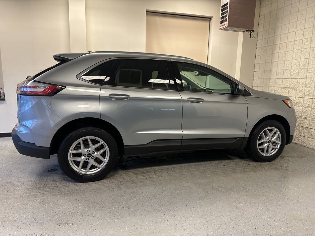 Certified 2024 Ford Edge SEL w/ Convenience Package AWD/4WD image 46