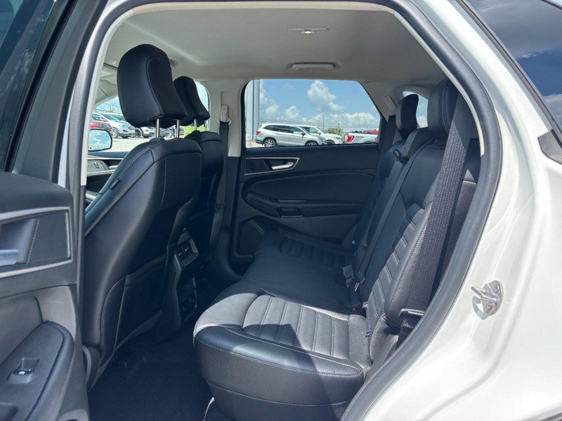Certified 2024 Ford Edge SEL w/ Convenience Package AWD/4WD image 13