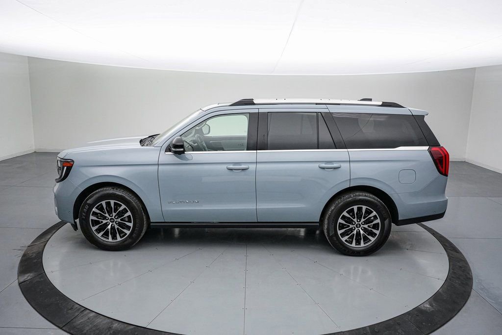 Certified 2025 Ford Expedition Platinum video 2